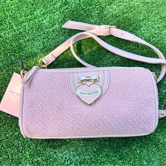 Juicy Couture Handbags - Juicy couture precious pink moment crossbody bag